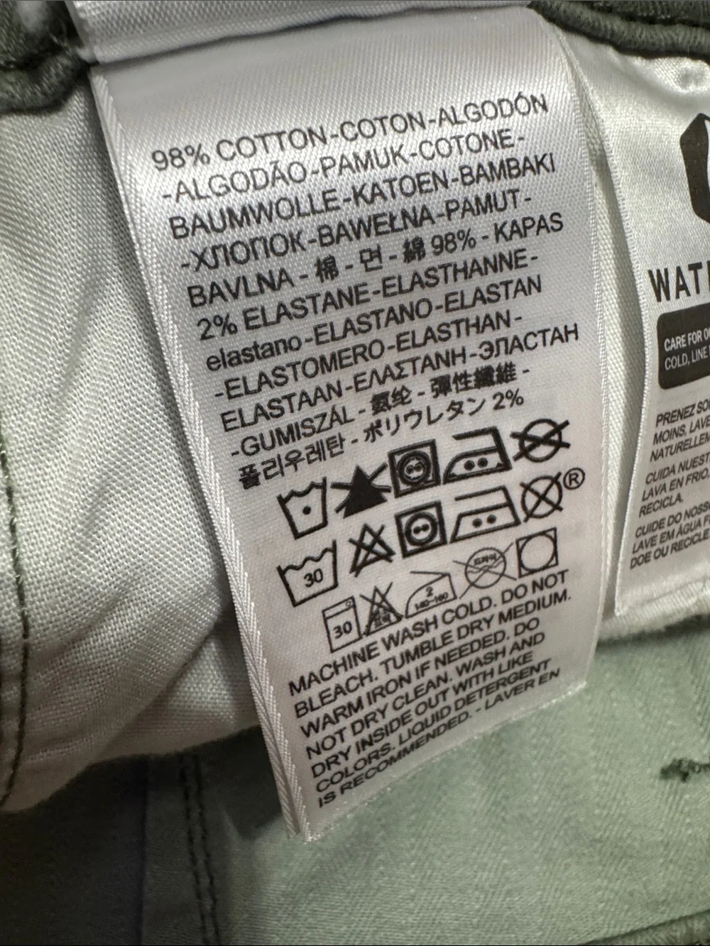 LEVI’S Chino Shorts 34 Olive (Tagged W30) $65 Retail NWOT